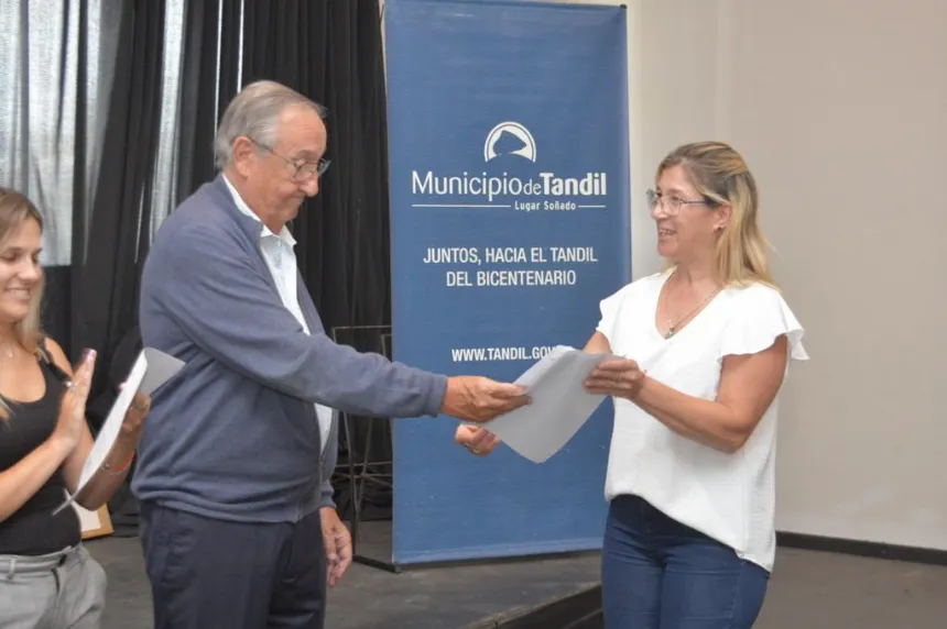Unas 50 familias recibieron aportes para sus emprendimientos en Tandil. Noticia de Región Mar del Plata