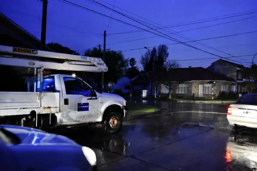 Noticias de Mar del Plata. Varios barrios de Mar del Plata sufrieron cortes de luz por la tormenta