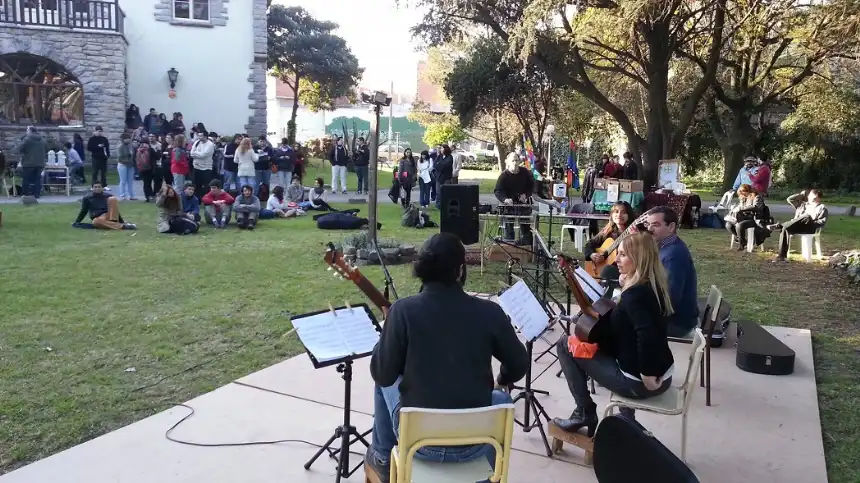 Noticias de Mar del Plata. El Conservatorio Luis Gianneo inaugura el ciclo lectivo 2024 con un encuentro musical