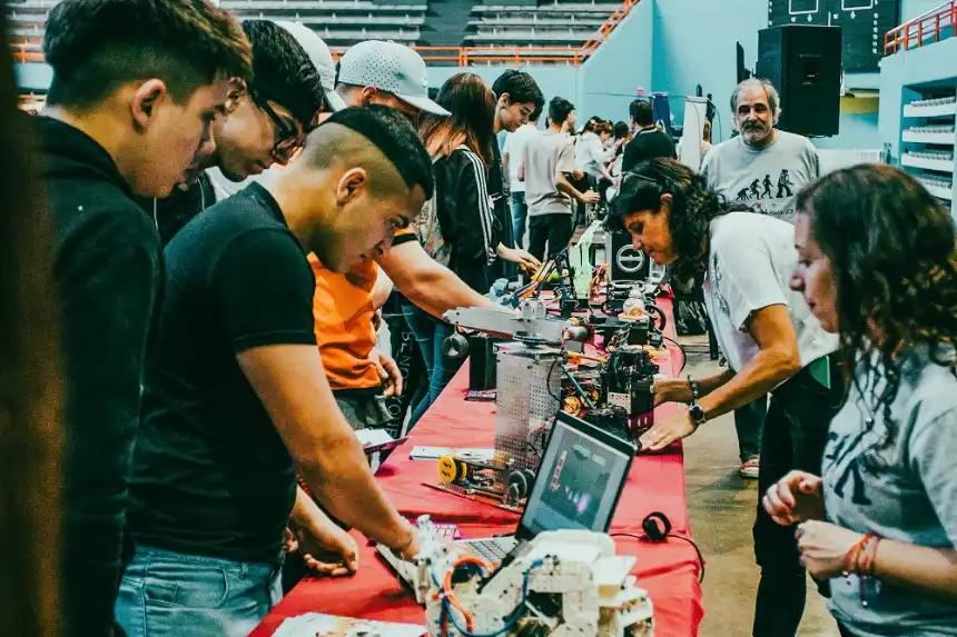 Noticias de Mar del Plata. Empresas y educación se unen en la Mar del Plata TechWeek 2024 Noticias de Mar del Plata. Empresas y educación se unen en la Mar del Plata TechWeek 2024