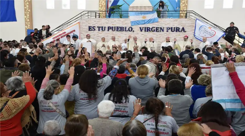 Noticias de Regionales. Homenaje a las Mujeres de los Comedores Comunitarios en el Santuario de la Virgen de Caacupé