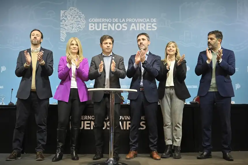 Noticias de Regionales. Kicillof formalizó la transferencia de 37.549 millones para los 135 partidos bonaerenses