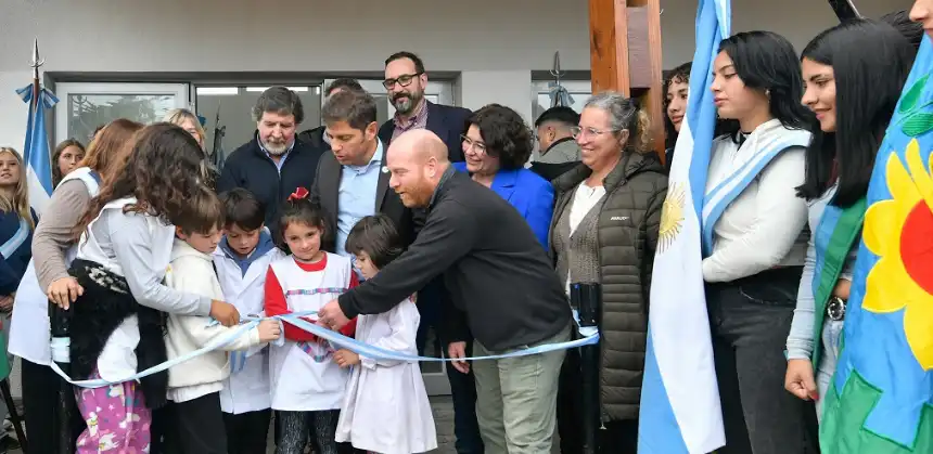 Noticias de Mar Chiquita. Kicillof participó de inauguración de la ampliación de la Escuela Primaria N° 12