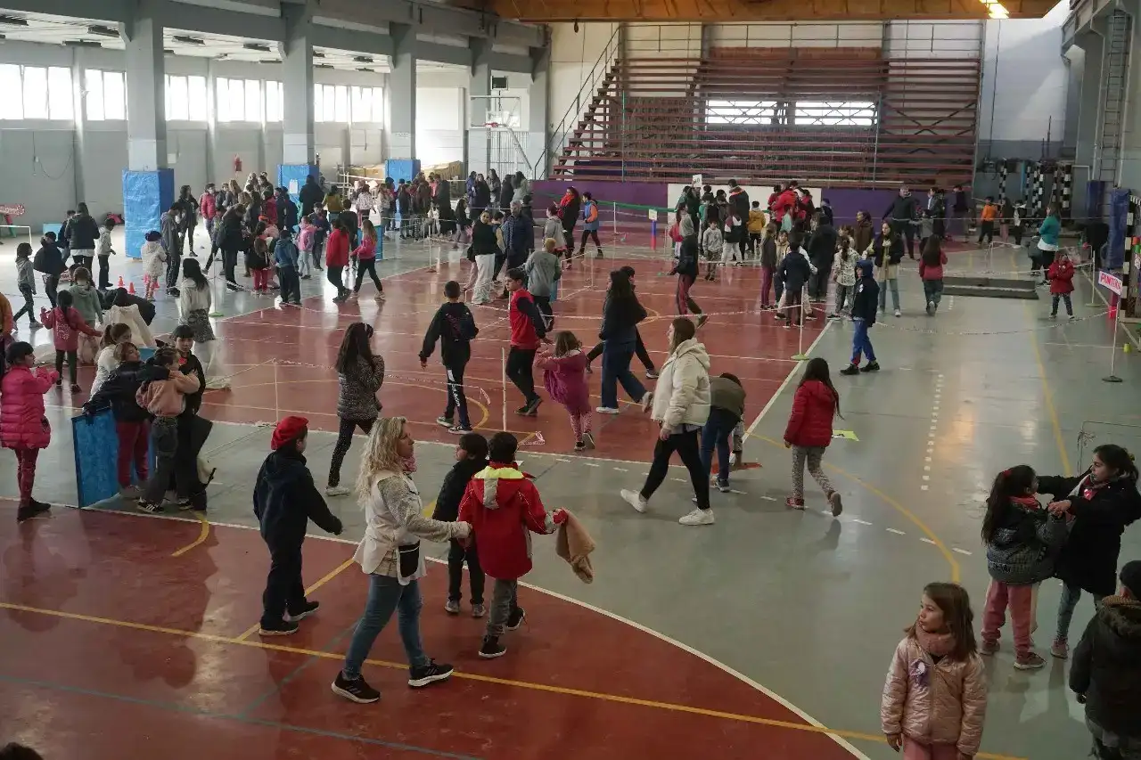 Noticias de Necochea. Multitudinario encuentro regional por la Semana de los Centros Educativos Complementarios