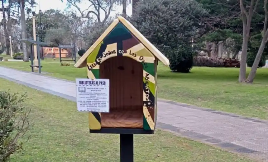 Noticias de Mar Chiquita. Nueva Casita Literaria en Coronel Vidal promueve la lectura gratuita