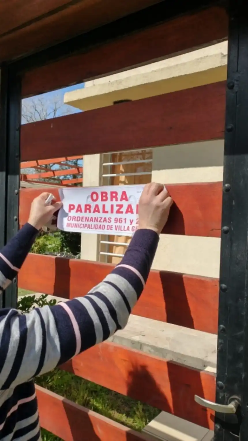 Noticias de Villa Gesell. Paralización de obras clandestinas en Mar Azul y Villa Gesell