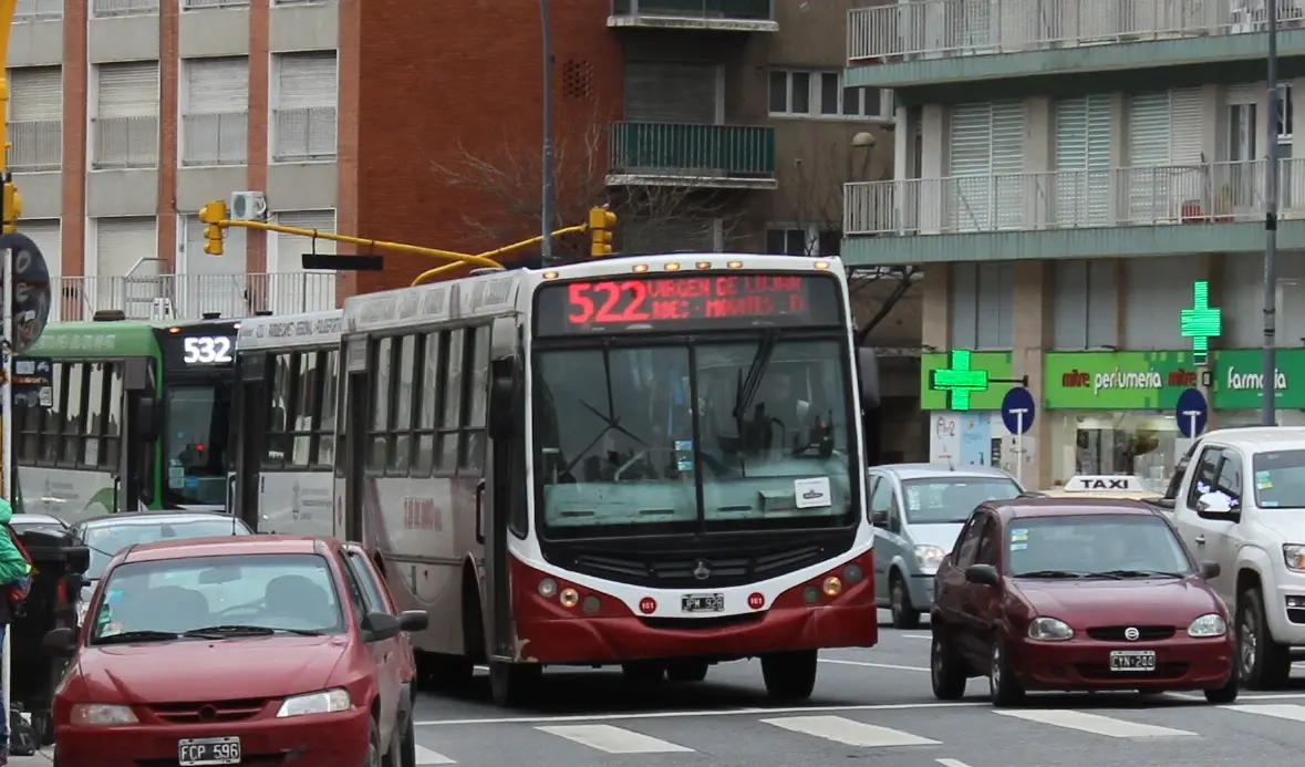 Noticias de Mar del Plata. Pasajeros critican el servicio de colectivos frente al reciente aumento del boleto