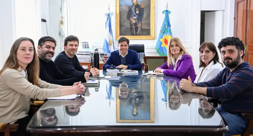 Noticias de Regionales. Reunión clave para la instalación de Planta de GNL en Bahía Blanca