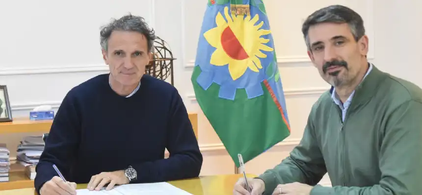 Noticias de Miramar. Afirman que comenzarán las obras del Natatorio Municipal de Miramar tras la firma de un convenio Noticias de Miramar. Afirman que comenzarán las obras del Natatorio Municipal de Miramar tras la firma de un convenio