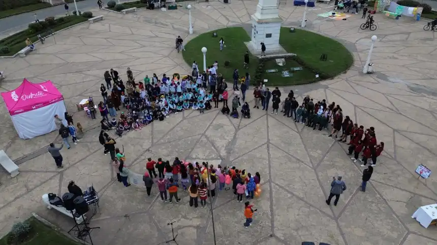 Noticias de Balcarce. Balcarce impulsó jornada para concientizar sobre el maltrato infantil Noticias de Balcarce. Balcarce impulsó jornada para concientizar sobre el maltrato infantil