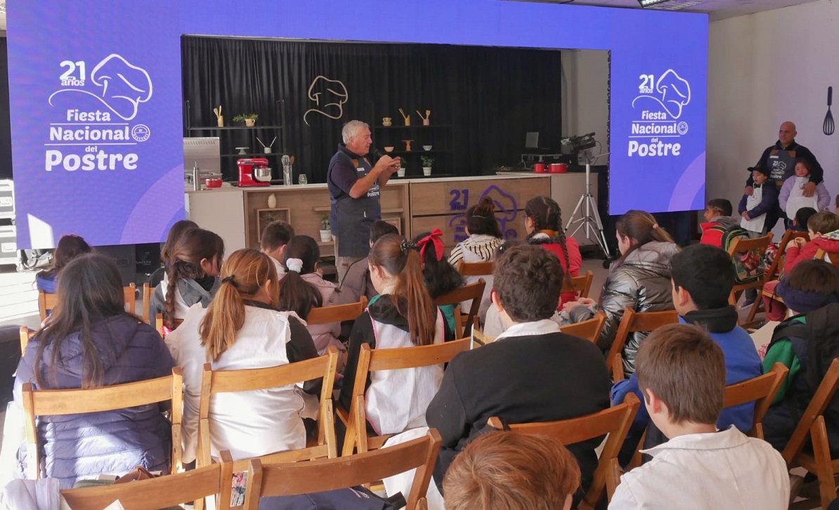 Noticias de Turismo. Balcarce inauguró la Fiesta Nacional del Postre con actividades educativas y shows en vivo Noticias de Turismo. Balcarce inauguró la Fiesta Nacional del Postre con actividades educativas y shows en vivo
