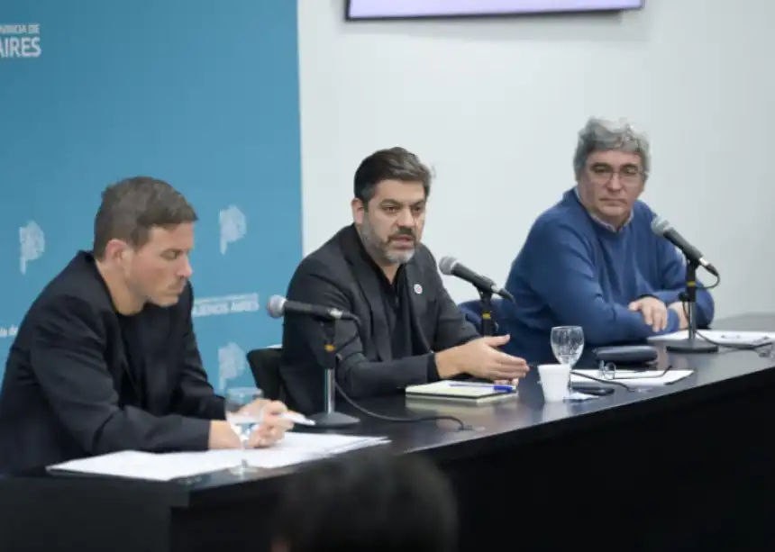 Noticias de Regionales. Bianco advirtió sobre un industricidio por las políticas del Gobierno nacional Noticias de Regionales. Bianco advirtió sobre un industricidio por las políticas del Gobierno nacional