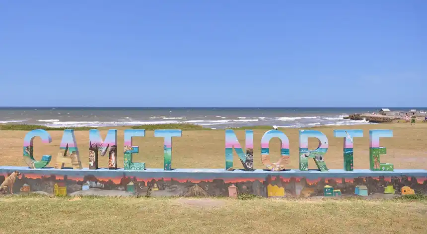 Noticias de Turismo. Camet Norte celebra el 9 de julio con feria, música y el primer concurso de leñadores