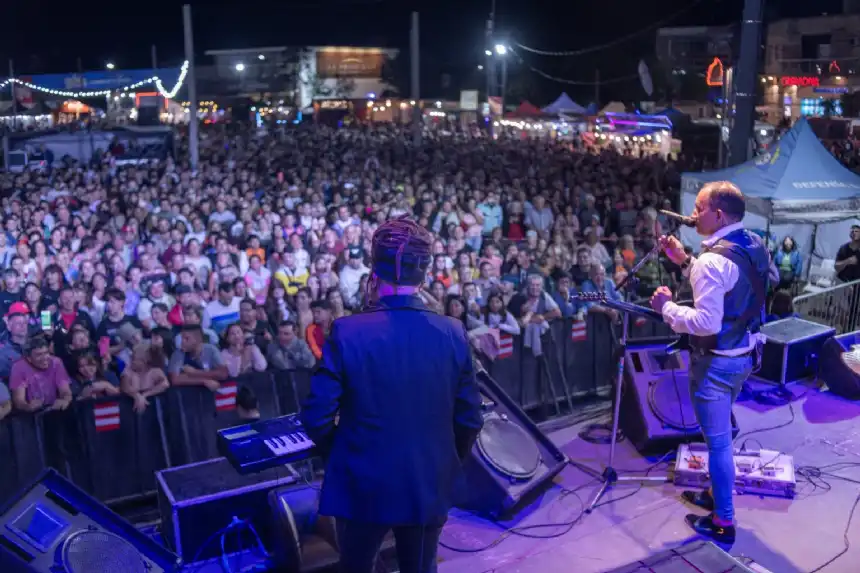 Noticias de Mar Chiquita. Comienza hoy la Fiesta de la Cerveza Artesanal en Santa Clara Noticias de Mar Chiquita. Comienza hoy la Fiesta de la Cerveza Artesanal en Santa Clara