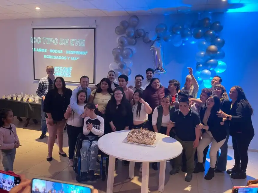 Noticias de Villa Gesell. El CFI N°1 festejó su primer aniversario Noticias de Villa Gesell. El CFI N°1 festejó su primer aniversario