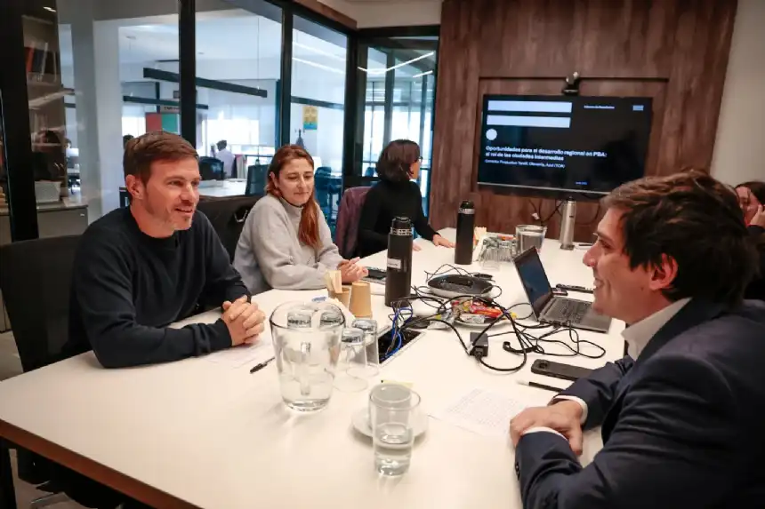 Noticias de Regionales. El Corredor Productivo TOA avanza con un convenio entre Provincia y Fundar Noticias de Regionales. El Corredor Productivo TOA avanza con un convenio entre Provincia y Fundar