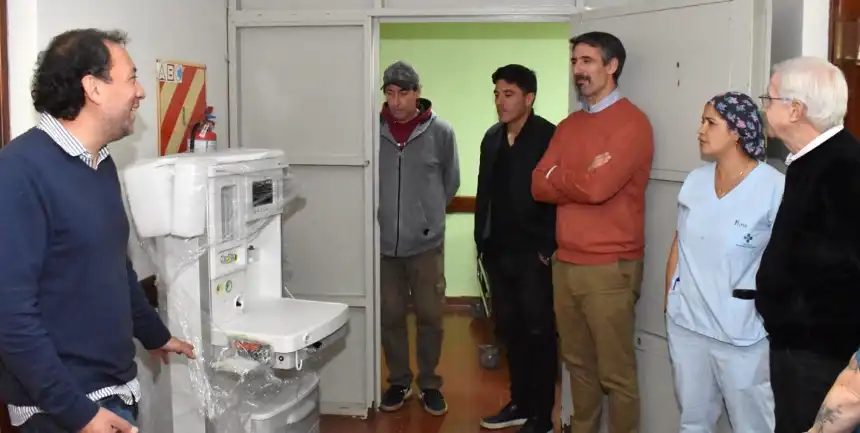 Noticias de Miramar. El Hospital de Miramar incorpora nueva mesa de anestesia para cirugías de alta complejidad
