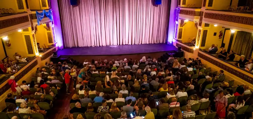 Noticias de Turismo. El Teatro Colón de Mar del Plata despliega una variada programación artística para junio Noticias de Turismo. El Teatro Colón de Mar del Plata despliega una variada programación artística para junio