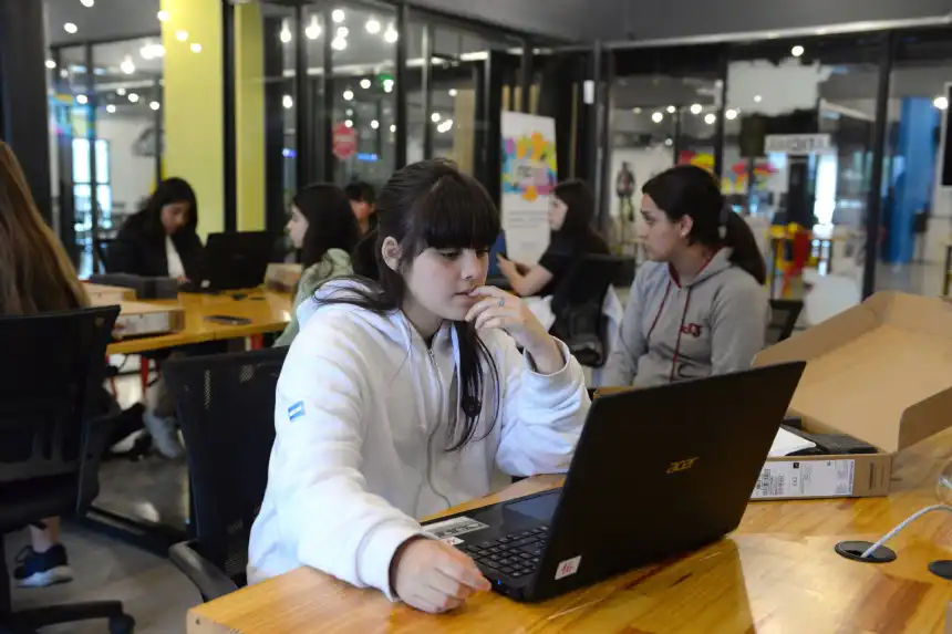 Noticias de Mar del Plata. Está abierta la inscripción a una nueva edición del Club de Chicas Programadoras Noticias de Mar del Plata. Está abierta la inscripción a una nueva edición del Club de Chicas Programadoras
