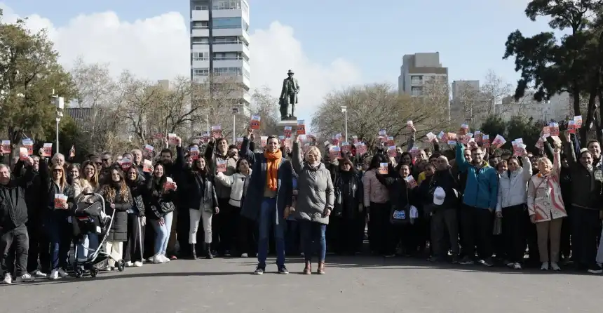 Noticias de Mar del Plata. Gabriela Azcoitía cierra su campaña en Mar del Plata con un mensaje de compromiso y cercanía Noticias de Mar del Plata. Gabriela Azcoitía cierra su campaña en Mar del Plata con un mensaje de compromiso y cercanía