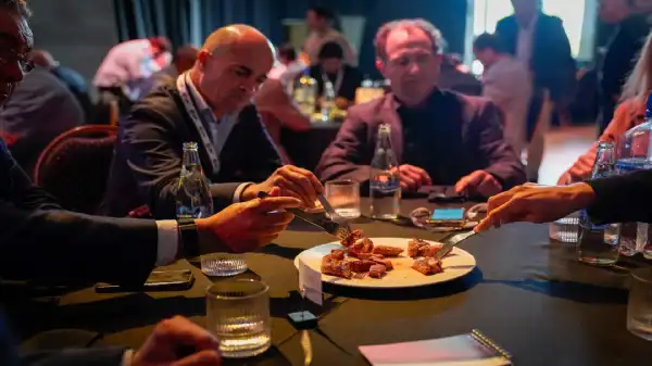 Agro y Negocios. La carne argentina ganó oro en el Campeonato Mundial de Carnes 2025