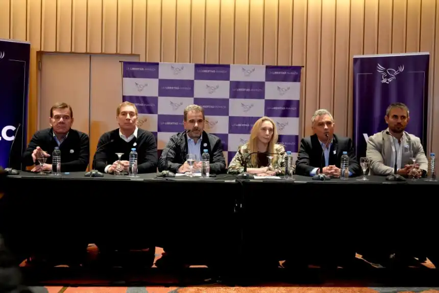 Noticias de Regionales. La Libertad Avanza y el PRO sellan una alianza en Provincia de Buenos Aires Noticias de Regionales. La Libertad Avanza y el PRO sellan una alianza en Provincia de Buenos Aires