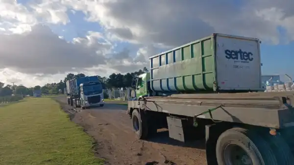 Agro y Negocios. Lobería refuerza la gestión de envases vacíos de fitosanitarios