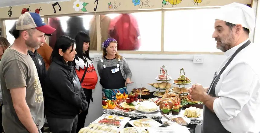 Noticias de Miramar. Los Centros de Formación Laboral de Miramar brillan en su muestra anual