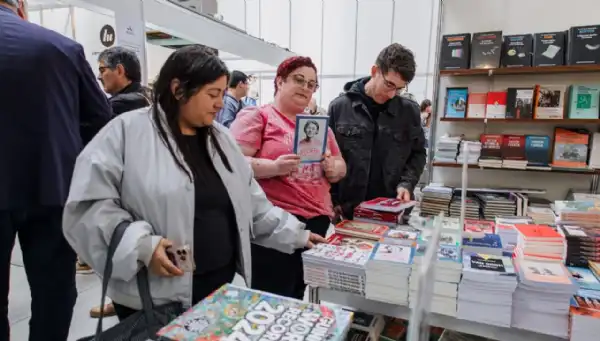 Turismo. Mar del Plata vive una nueva Feria del Libro con agenda cultural y entrada libre