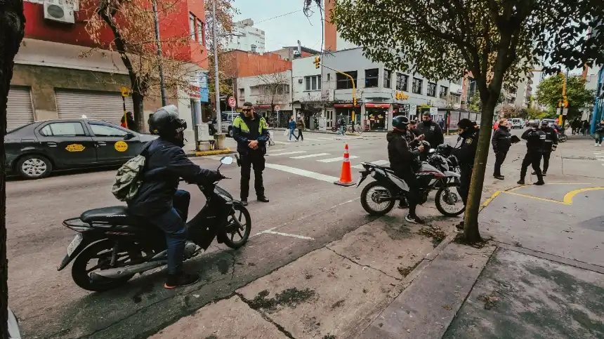 Noticias de Mar del Plata. Más de 340 motos secuestradas y casi 190 infracciones a trapitos durante junio Noticias de Mar del Plata. Más de 340 motos secuestradas y casi 190 infracciones a trapitos durante junio