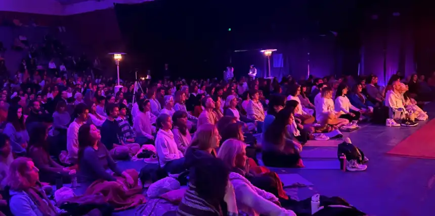 Noticias de Turismo. Más de 850 personas participaron en la segunda edición de Tandil Medita Noticias de Turismo. Más de 850 personas participaron en la segunda edición de Tandil Medita