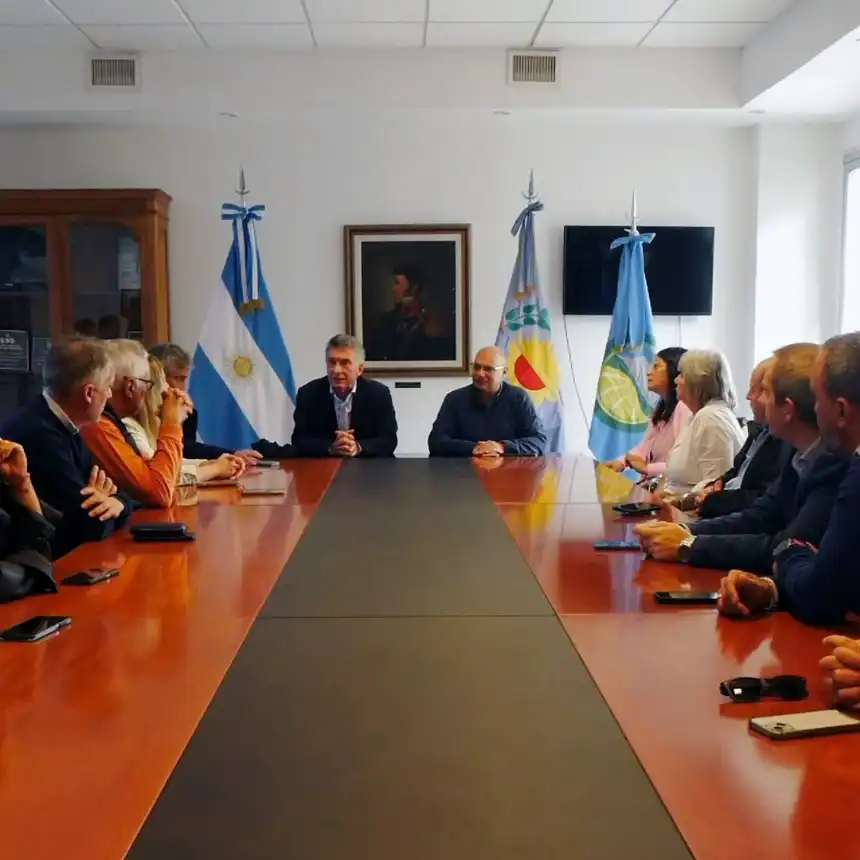 Noticias de Balcarce. Mauricio Macri valorizó le gestión de Esteban Reino como intendente Noticias de Balcarce. Mauricio Macri valorizó le gestión de Esteban Reino como intendente