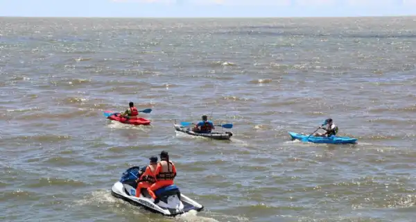 Regionales. Medidas de seguridad para navegación en kayak: guía de Prefectura