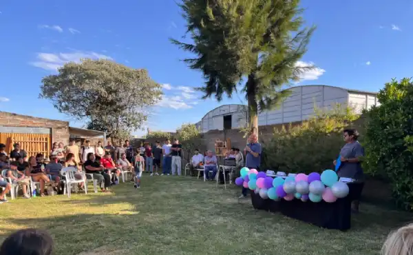 Balcarce. Muestra del CIPS en Balcarce con entrega de certificados