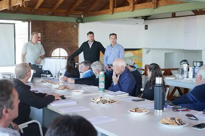 Noticias de Agro y Negocios. Necochea fue sede de la reunión mensual del Consejo Local Asesor del INTA Balcarce Noticias de Agro y Negocios. Necochea fue sede de la reunión mensual del Consejo Local Asesor del INTA Balcarce