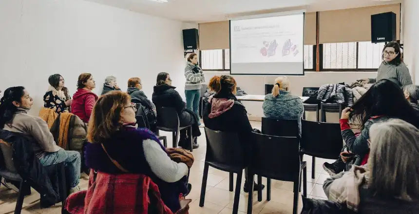 Noticias de Mar del Plata. Nuevo curso gratuito de actualización para cuidadores domiciliarios en General Pueyrredon