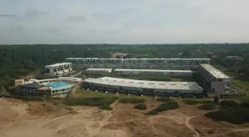 Noticias de Villa Gesell. Obra detenida por irregularidades en el sur de Villa Gesell Noticias de Villa Gesell. Obra detenida por irregularidades en el sur de Villa Gesell