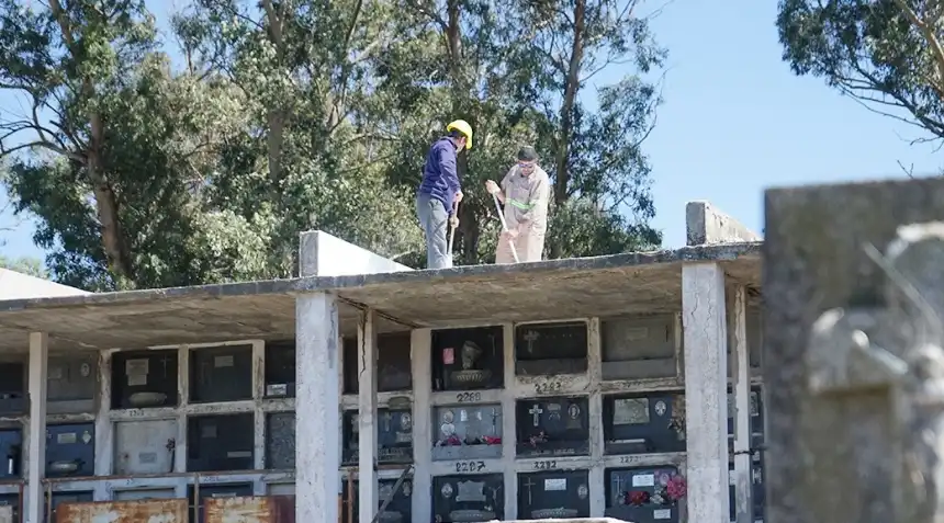 Noticias de Necochea. Restauran un sector de nichos en el Cementerio Municipal de Necochea