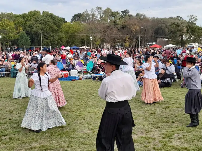 Noticias de Balcarce. San Agustín celebra su 116° aniversario con una gran fiesta popular Noticias de Balcarce. San Agustín celebra su 116° aniversario con una gran fiesta popular