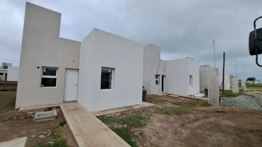 Noticias de Loberia. Se escriturarán 140 viviendas sociales en Lobería Noticias de Loberia. Se escriturarán 140 viviendas sociales en Lobería