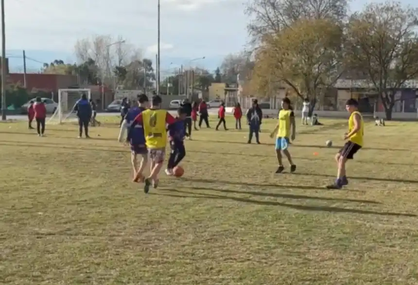 Noticias de Tandil. Segundo encuentro del programa municipal Los barrios juegan 2025 Noticias de Tandil. Segundo encuentro del programa municipal Los barrios juegan 2025