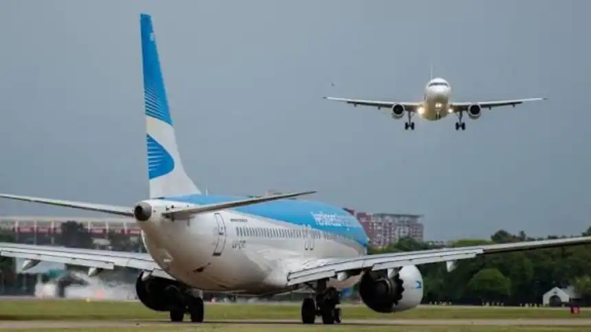 Noticias de Turismo. Taccone pidió que Aerolíneas priorice el turismo interno frente a los vuelos al exterior