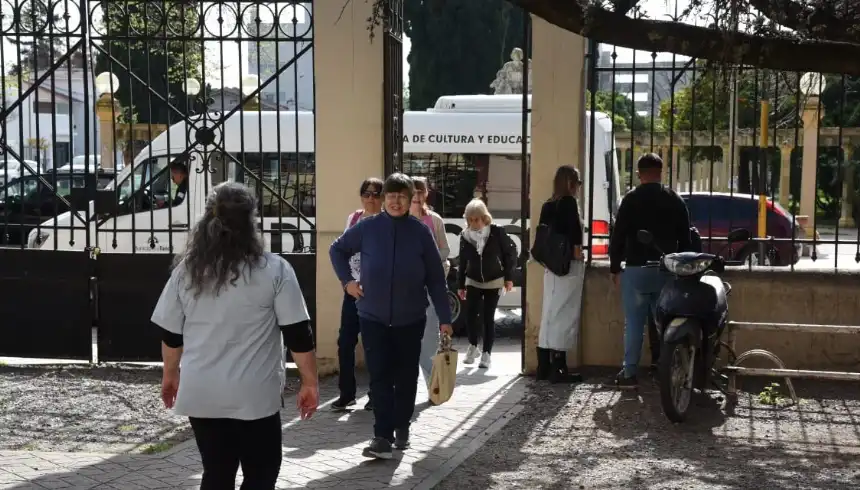 Noticias de Tandil. Tandil refuerza la salud preventiva con mamografías gratis en el Hospital Santamarina Noticias de Tandil. Tandil refuerza la salud preventiva con mamografías gratis en el Hospital Santamarina