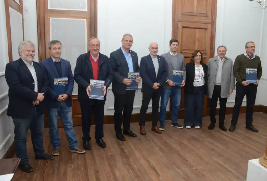 Noticias de Regionales. Tandil y UNICEN impulsan un programa para fortalecer emprendimientos locales Noticias de Regionales. Tandil y UNICEN impulsan un programa para fortalecer emprendimientos locales
