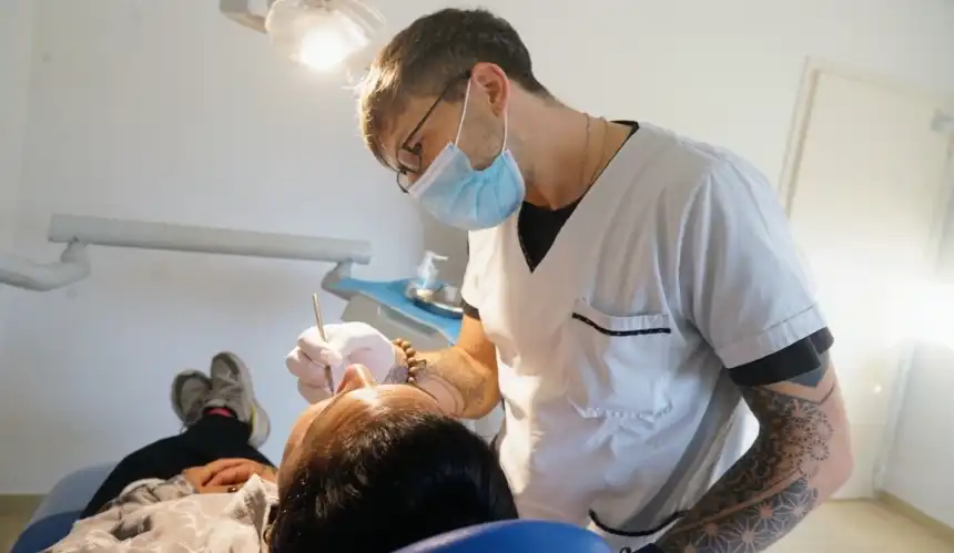 Noticias de Villa Gesell. Villa Gesell amplía el servicio odontológico en los CAPS con guardia de 12 horas Noticias de Villa Gesell. Villa Gesell amplía el servicio odontológico en los CAPS con guardia de 12 horas