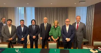 Agro y Negocios. El Consejo Agroindustrial y Gobierno sellan convenio para potenciar exportaciones