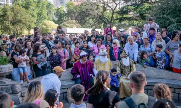 General Pueyrredon. Festejo de Reyes en Plaza Mitre Mar del Plata con shows, sorteos y sorpresas