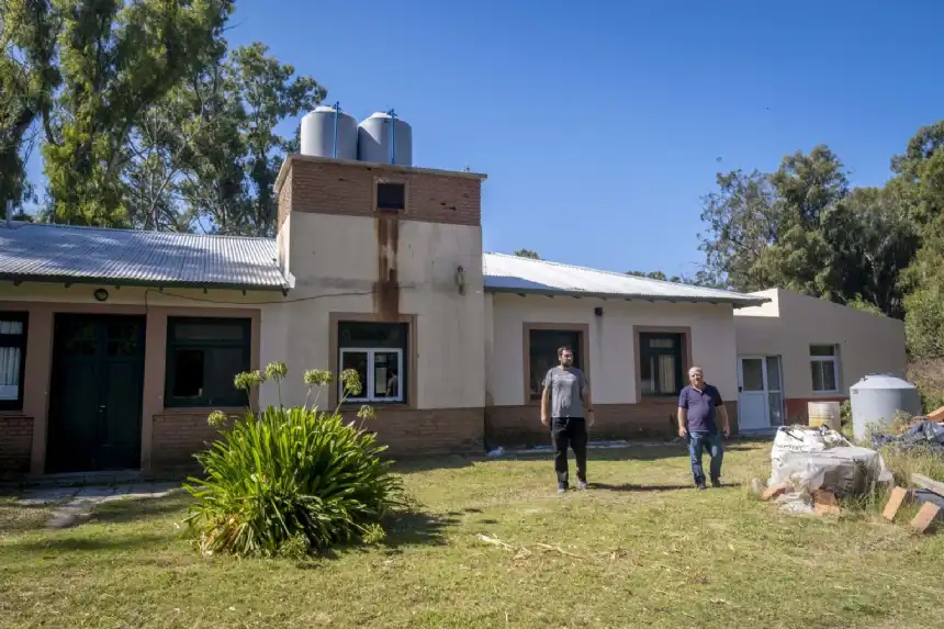 Noticias de Mar Chiquita. Importantes obras en la escuela agraria de Coronel Vidal Noticias de Mar Chiquita. Importantes obras en la escuela agraria de Coronel Vidal