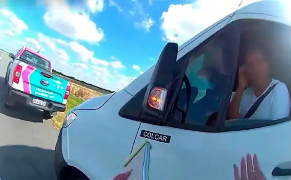 Regionales. Imprudencia en Ruta 56: llevaba un menor en brazos y agredió a agentes