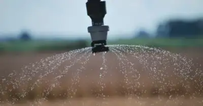 Agro y Negocios. Nación impulsa el riego con menos IVA y más estímulos